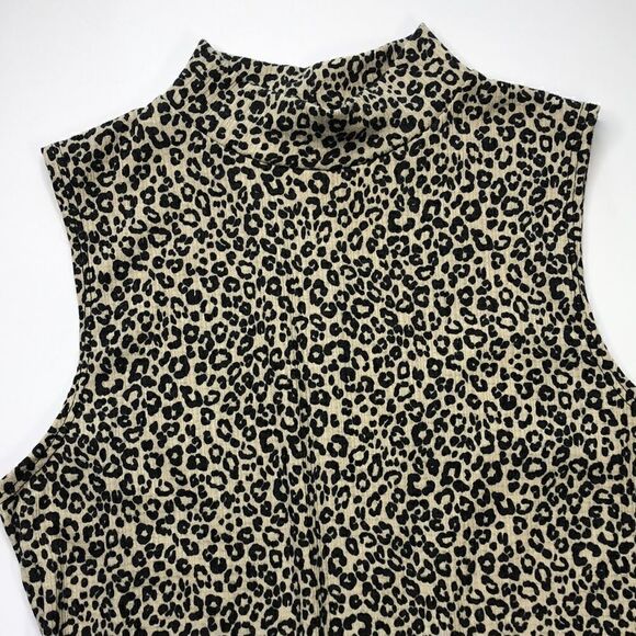 Olivia Rae Leopard Print Sleeveless Top - Picture 3 of 7
